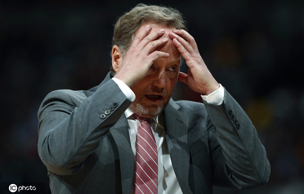 包含重磅！清晨阿森纳调整名单以备欧冠那不勒斯更衣室发声备战NBA常规赛，犹他爵士更衣室发声备战全明星赛的词条金年会